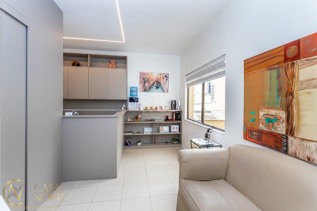 Sala Comercial à venda , 44m², Rua Felipe Neri no bairro Auxiliadora em Porto Alegre