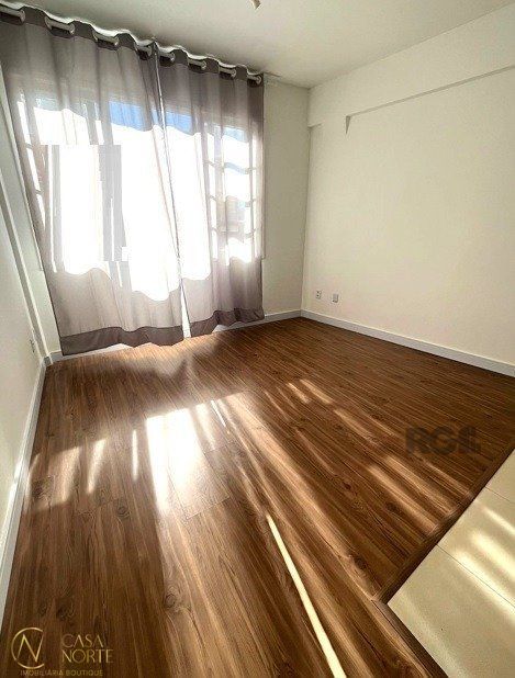Apartamento à venda com 1 quarto, 24m², Rua Doutor Flores no bairro Centro Histórico em Porto Alegre