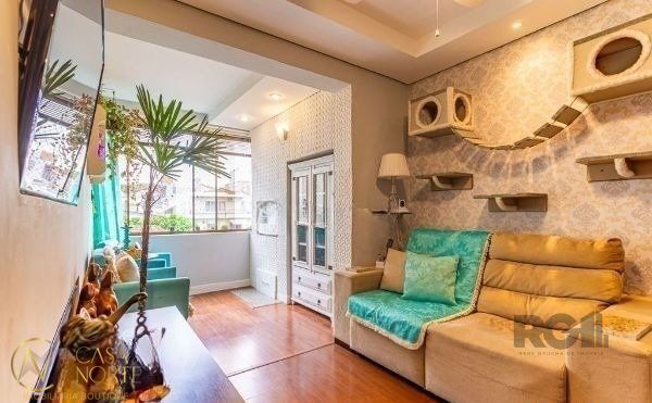 Apartamento à venda com 3 quartos, 72m², 1 suíte, 1 vaga, Rua Professor Cristiano Fischer no bairro Jardim do Salso em Porto Alegre