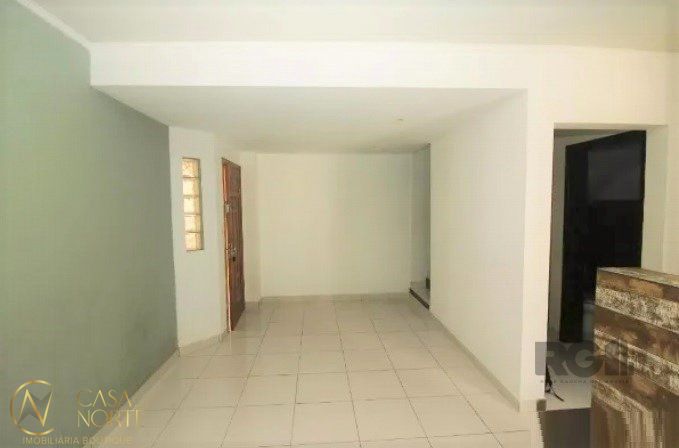 Casa de Condomínio à venda com 3 quartos, 80m², 1 vaga, Rua Barão do Amazonas no bairro Partenon em Porto Alegre