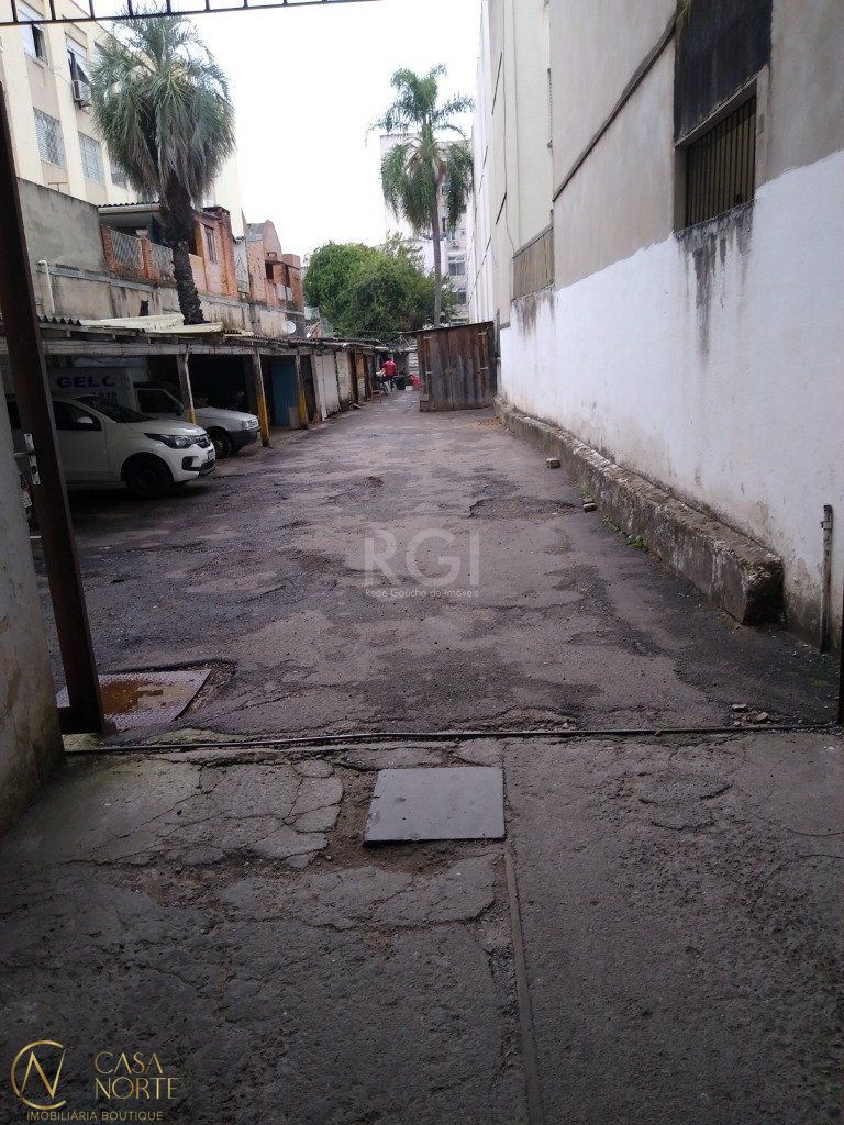 Prédio Comercial à venda , 656m², Avenida João Pessoa no bairro Centro Histórico em Porto Alegre