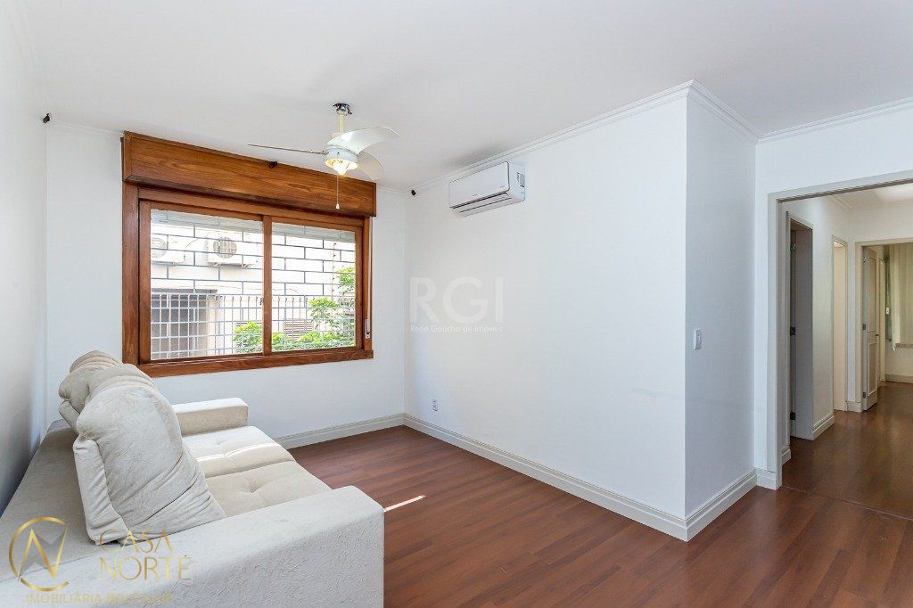 Apartamento à venda com 3 quartos, 92m², 1 suíte, 1 vaga, Rua Tito Lívio Zambecari no bairro Mont Serrat em Porto Alegre