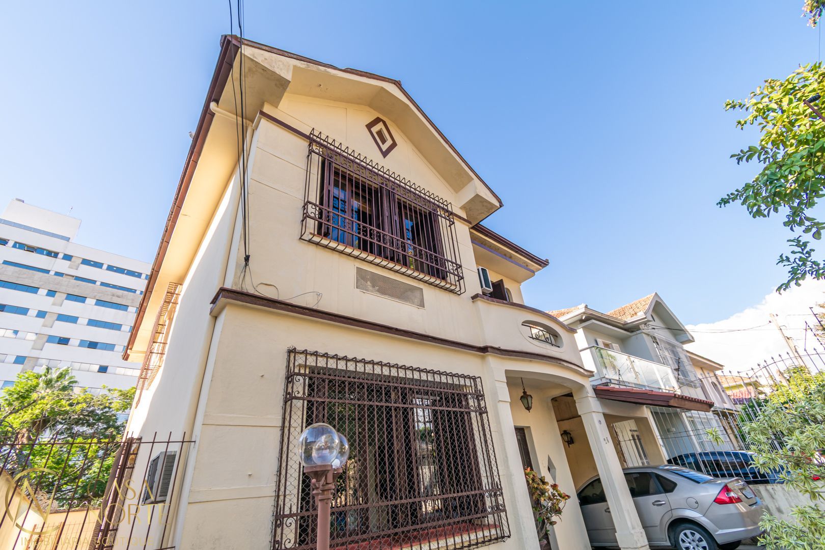 Casa à venda com 3 quartos, 160m², 1 suíte, 2 vagas, Rua Germano Hasslocher no bairro Azenha em Porto Alegre