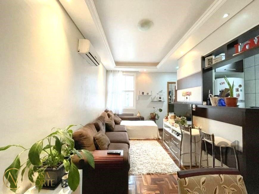 Apartamento à venda com 1 quarto, 37m², Avenida Lavras no bairro Petrópolis em Porto Alegre