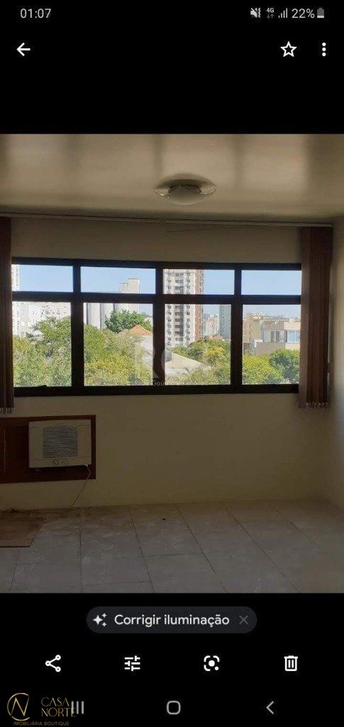 Sala Comercial à venda , 24m², Rua Almirante Barroso no bairro Floresta em Porto Alegre