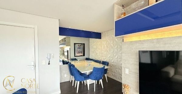 Apartamento à venda com 3 quartos, 76m², 1 suíte, 2 vagas, Rua Doutor João Inácio no bairro Navegantes em Porto Alegre