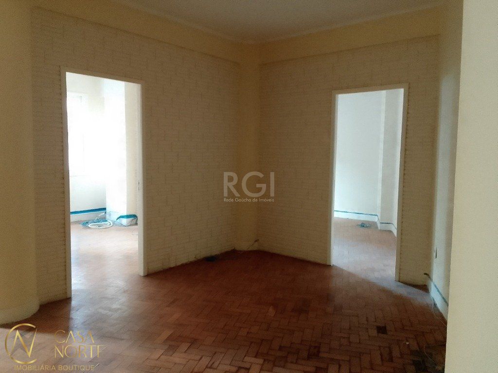 Sala Comercial à venda , 123m², Rua dos Andradas no bairro Centro Histórico em Porto Alegre