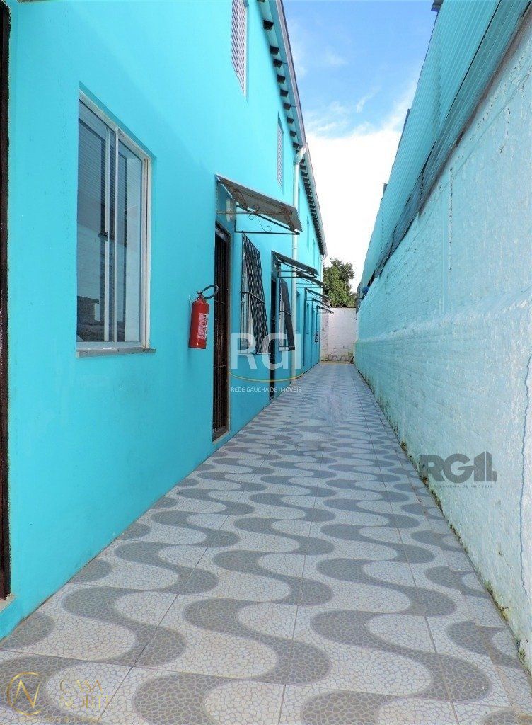 Casa de Condomínio à venda com 2 quartos, 46m², 1 vaga, Rua Santo Alfredo no bairro Vila São José em Porto Alegre