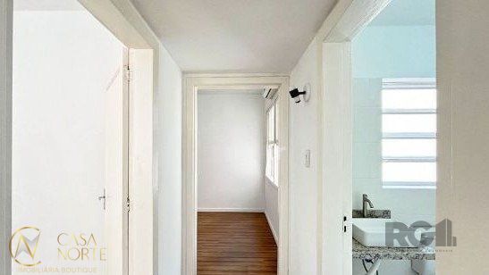 Apartamento à venda com 3 quartos, 77m², Rua Santana no bairro Santana em Porto Alegre