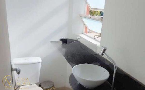 Apartamento à venda com 2 quartos, 46m², Rua Mariante no bairro Rio Branco em Porto Alegre