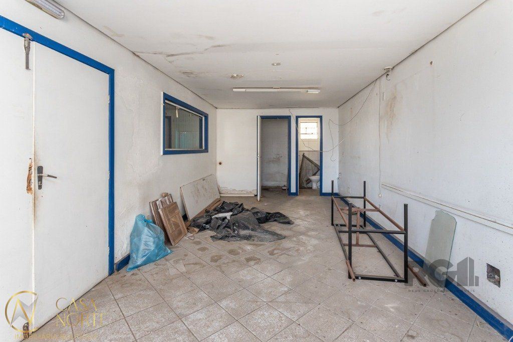 Sala Comercial à venda , 157m², Avenida Senador Salgado Filho no bairro Centro Histórico em Porto Alegre