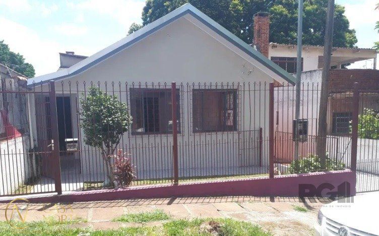 Terreno à venda  com 300m², Rua Sylvio Sanson no bairro Sarandi em Porto Alegre