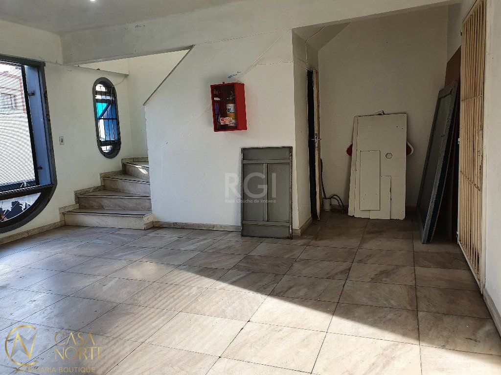 Prédio Comercial à venda  com 0m², Avenida da Azenha no bairro Azenha em Porto Alegre