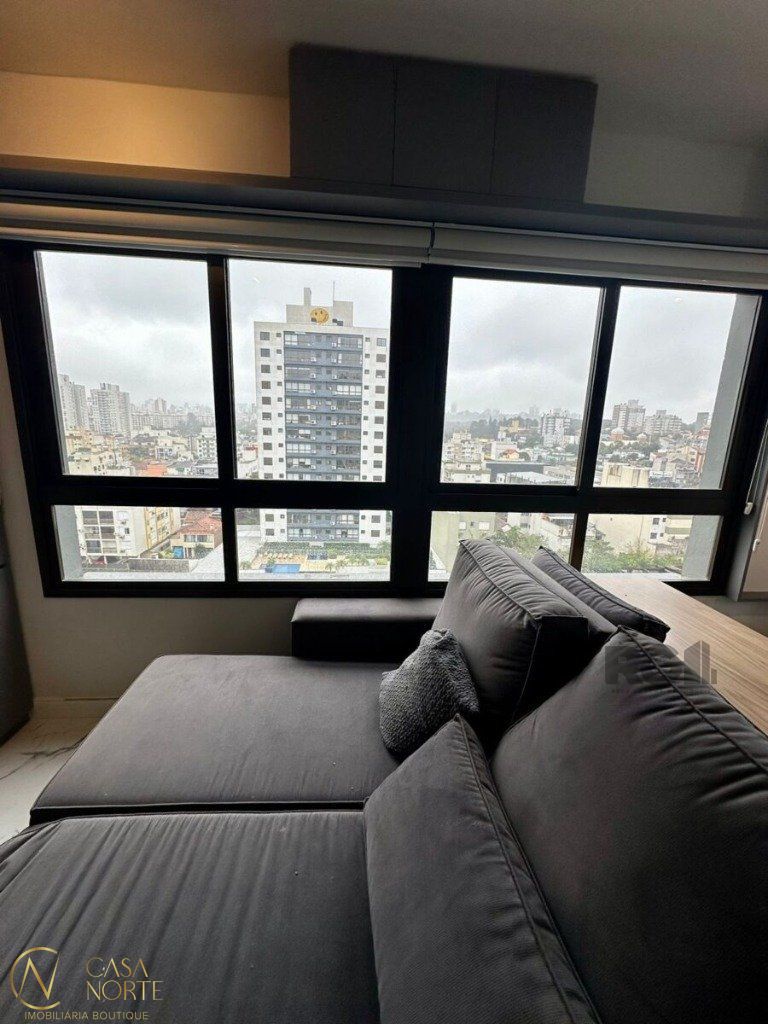 Apartamento à venda com 1 quarto, 42m², 1 vaga, Rua Oito de Julho no bairro Jardim  Botânico em Porto Alegre