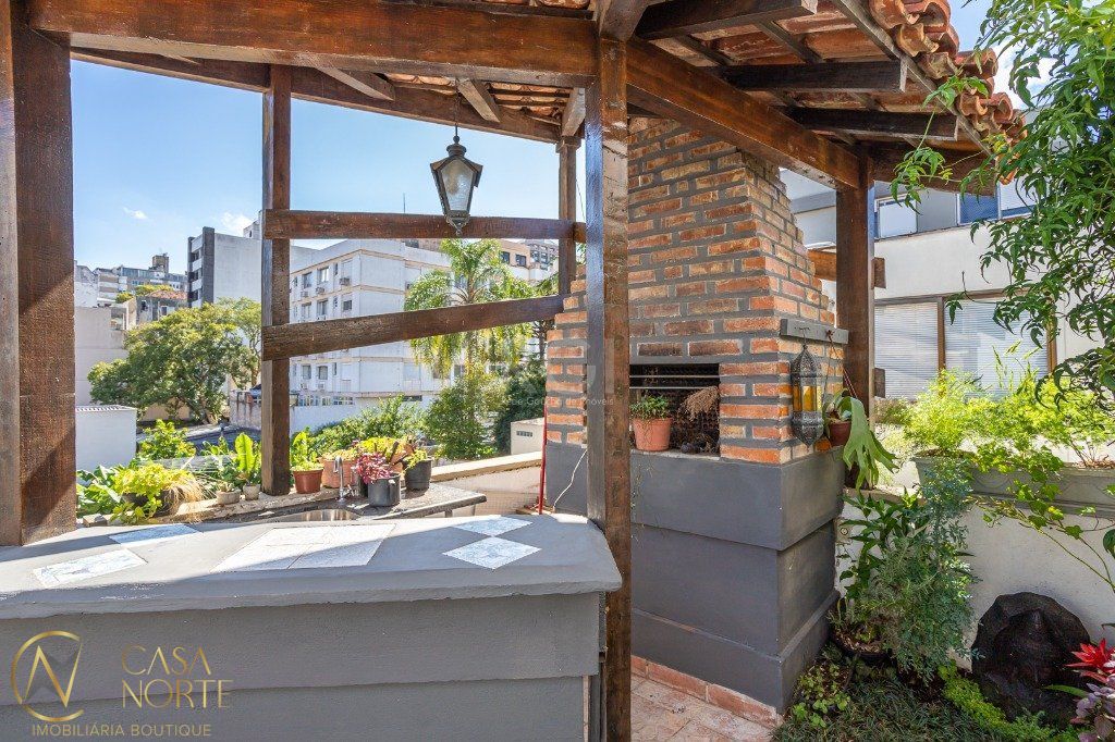 Cobertura à venda com 2 quartos, 128m², 1 suíte, 1 vaga, Rua Carlos Trein Filho no bairro Auxiliadora em Porto Alegre