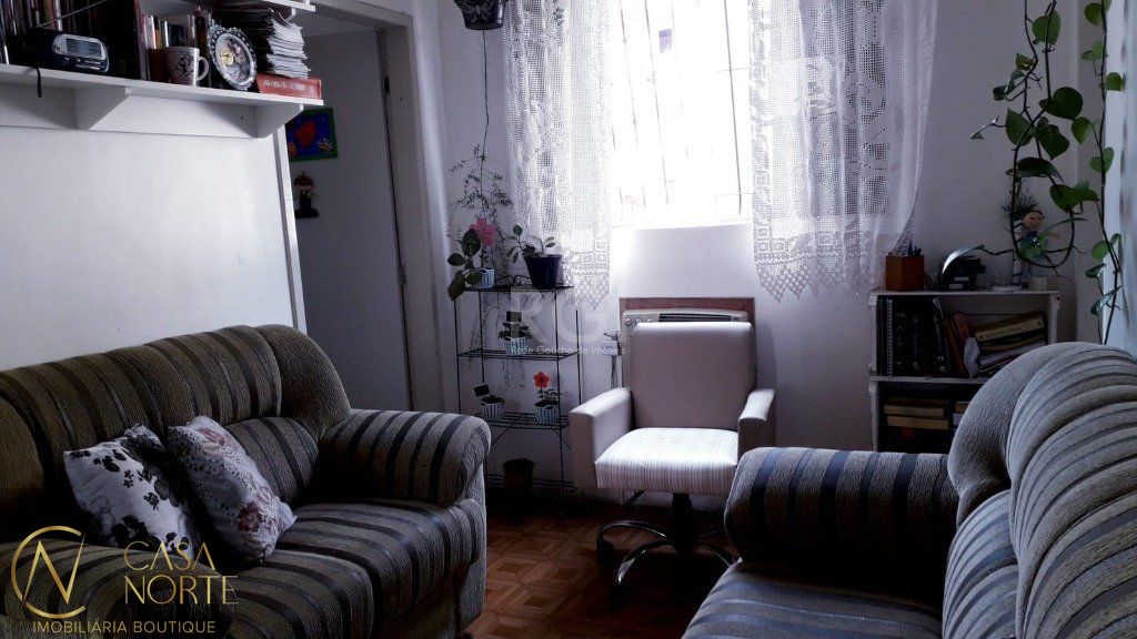 Apartamento à venda com 2 quartos, 52m², Rua Domenico Feoli no bairro Rubem Berta em Porto Alegre