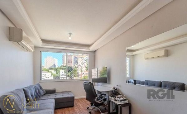 Apartamento à venda com 2 quartos, 68m², 1 vaga, Rua Felicissimo de Azevedo no bairro Moinhos de Vento em Porto Alegre