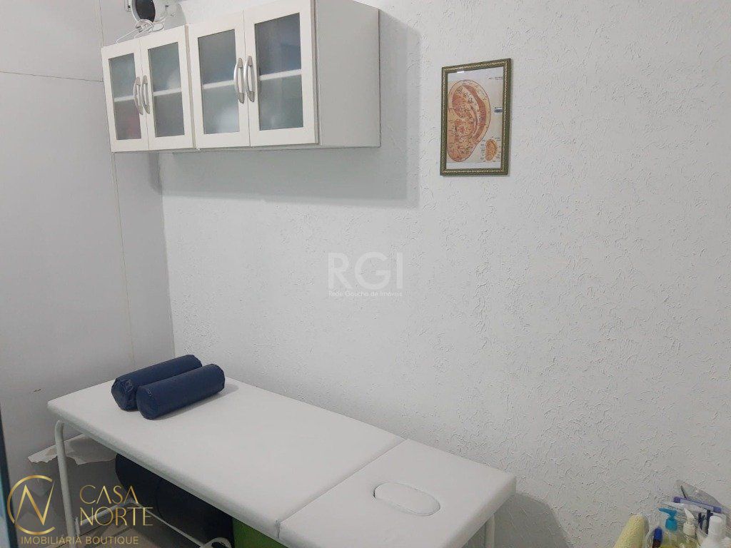Sala Comercial à venda com 1 quarto, 51m², Rua Vigário José Inácio no bairro Centro Histórico em Porto Alegre
