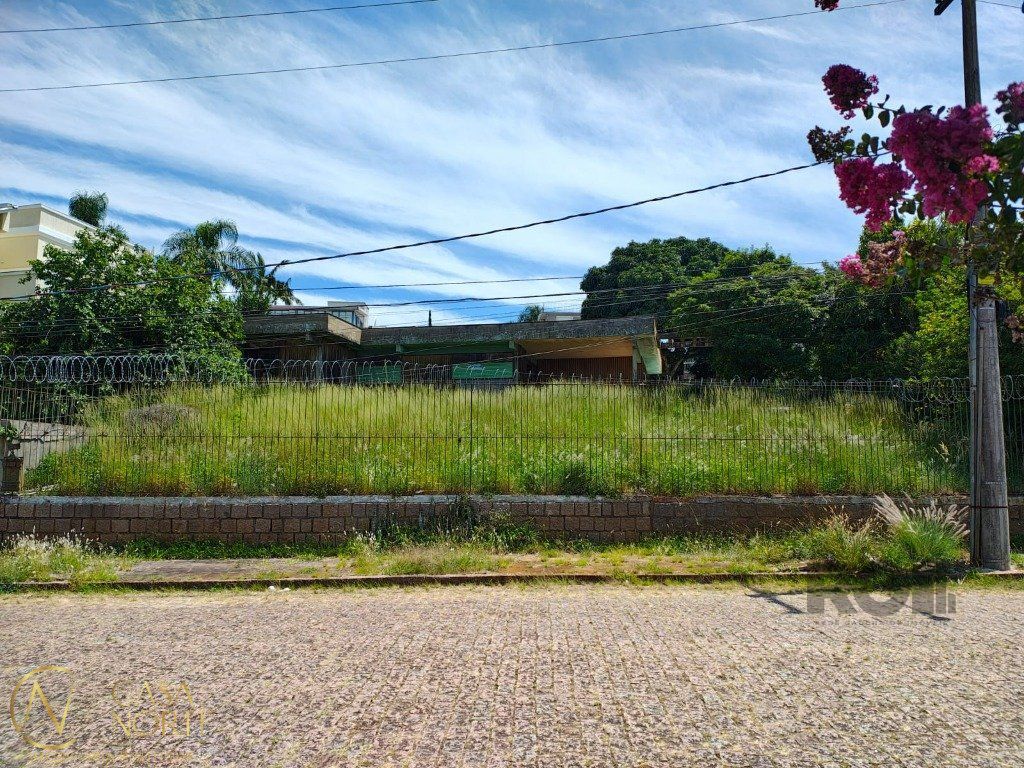 Terreno à venda  com 1176m², Rua Vilamil no bairro Santa Tereza em Porto Alegre