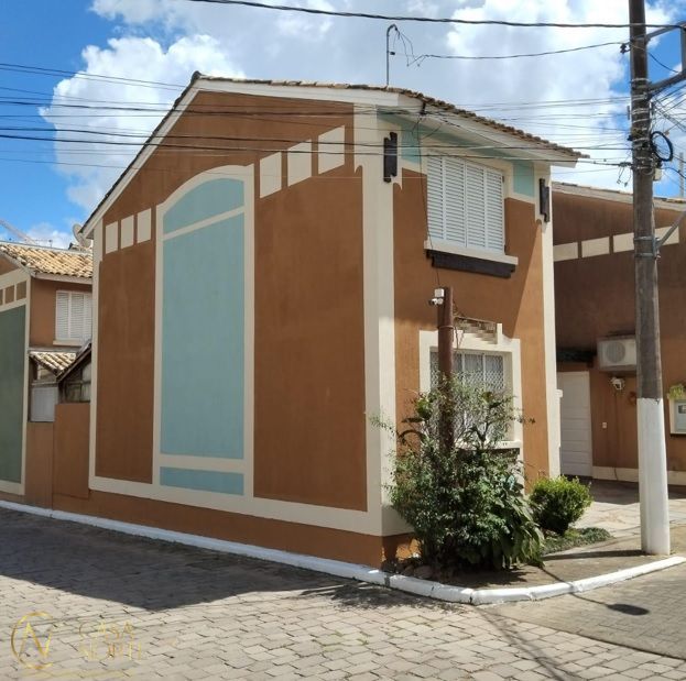 Casa de Condomínio à venda com 4 quartos, 86m², 1 suíte, 1 vaga, Rua Tenente Ary Tarrago no bairro Jardim Itu em Porto Alegre
