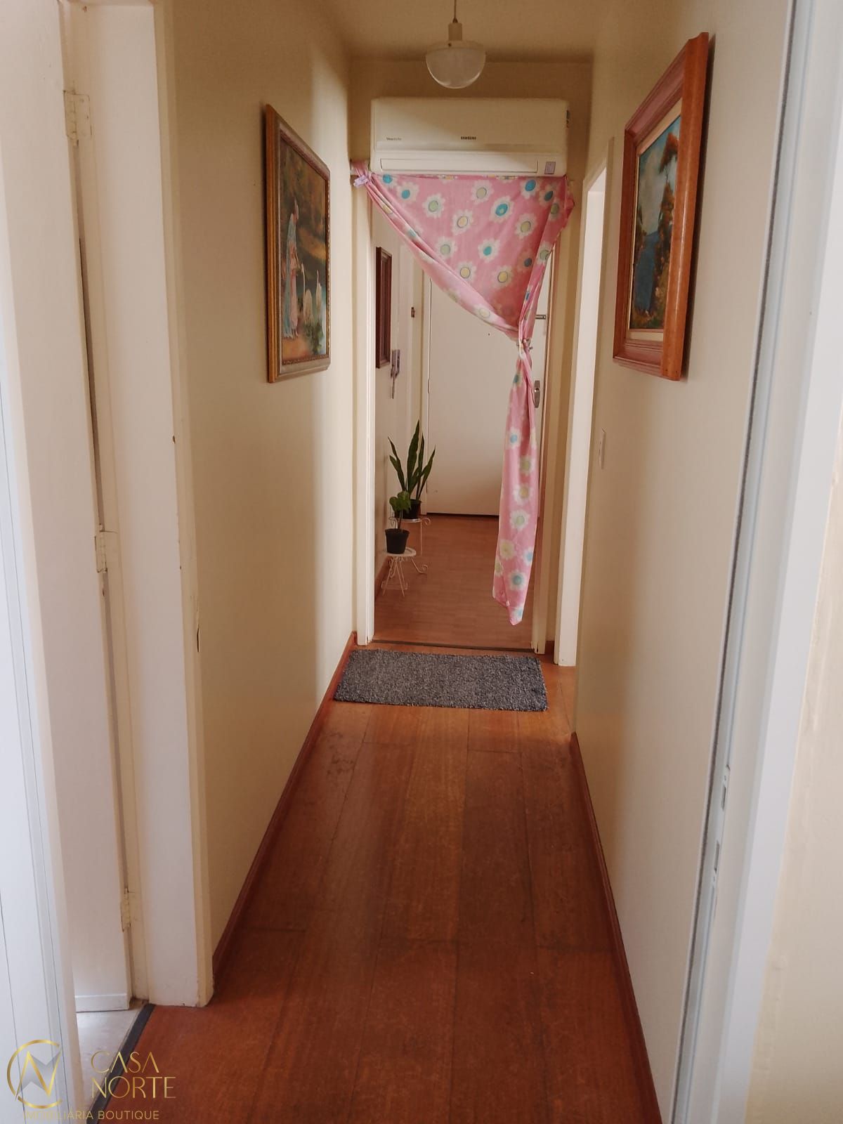 Apartamento à venda com 2 quartos, 68m², 1 suíte, Rua Mariante no bairro Rio Branco em Porto Alegre
