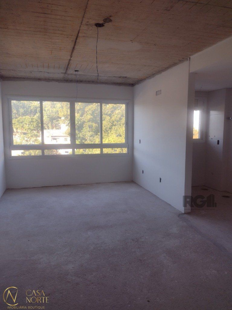 Apartamento à venda com 2 quartos, 70m², 1 suíte, 2 vagas, Rua Edmundo Bastian no bairro Cristo Redentor em Porto Alegre