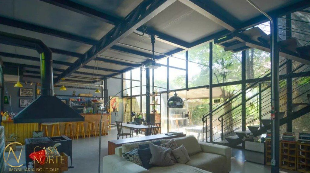 Casa à venda com 4 quartos, 190m², 2 suítes, Rua Lopo Gonçalves no bairro Cidade Baixa em Porto Alegre
