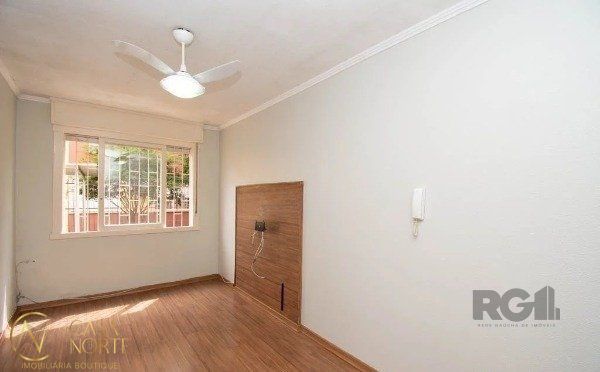 Apartamento à venda com 1 quarto, 41m², Rua Ângelo Crivellaro no bairro Jardim do Salso em Porto Alegre
