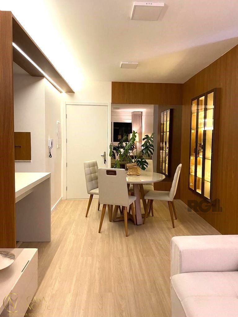 Apartamento à venda com 2 quartos, 64m², 1 suíte, 1 vaga, Travessa Jaguarão no bairro São João em Porto Alegre