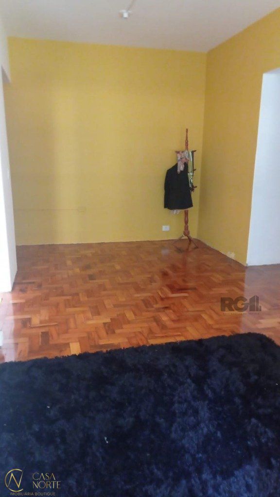 Apartamento à venda com 2 quartos, 62m², Avenida Assis Brasil no bairro Santa Maria Goretti em Porto Alegre