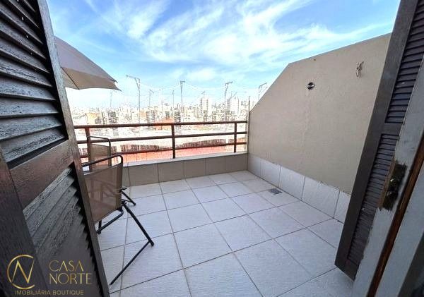 Cobertura à venda com 2 quartos, 75m², 1 suíte, 1 vaga, Rua Guarajá no bairro Jardim  Botânico em Porto Alegre