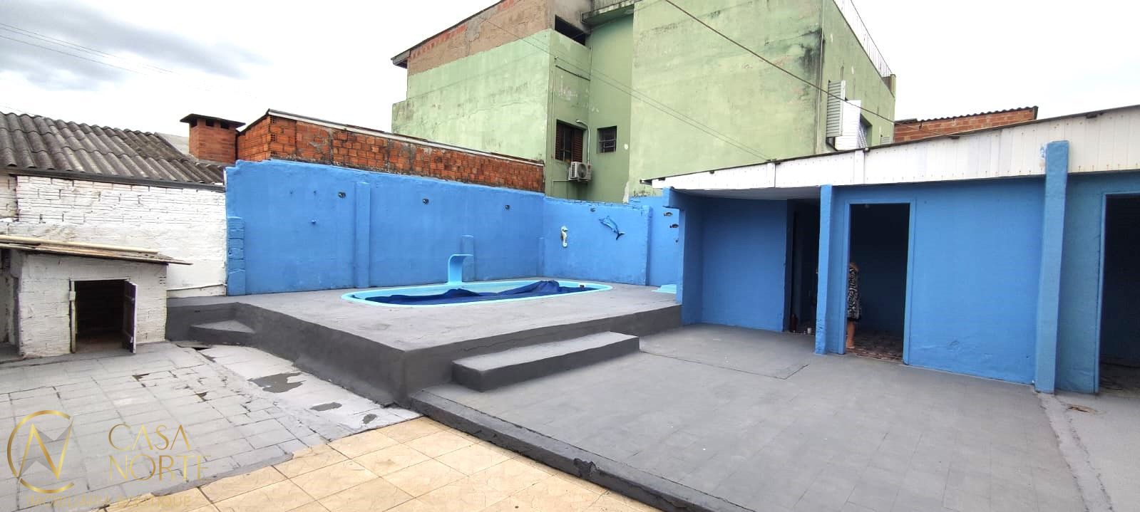 Casa à venda com 2 quartos, 80m², 2 vagas, Avenida Faria Lobato no bairro Sarandi em Porto Alegre