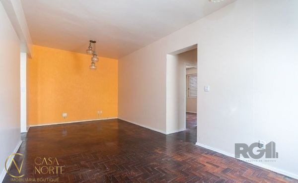 Apartamento à venda com 2 quartos, 87m², 1 vaga, Avenida Cristóvão Colombo no bairro Floresta em Porto Alegre