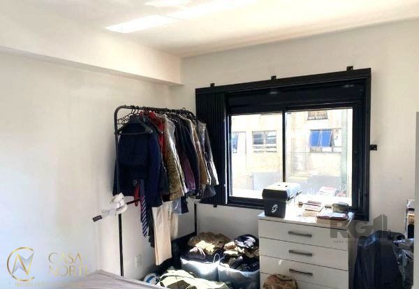 Apartamento à venda com 1 quarto, 40m², 1 vaga, Rua Professor Freitas e Castro no bairro Azenha em Porto Alegre