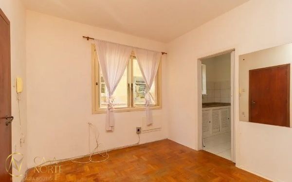 Apartamento à venda com 1 quarto, 24m², Rua Barão do Gravataí no bairro Menino Deus em Porto Alegre