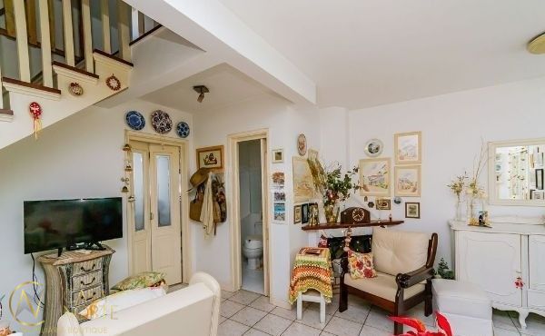 Casa de Condomínio à venda com 3 quartos, 148m², 1 suíte, 2 vagas, Estrada João Salomoni no bairro Vila Nova em Porto Alegre