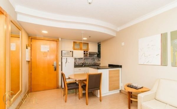 Apartamento à venda com 1 quarto, 44m², Rua Miguel Tostes no bairro Rio Branco em Porto Alegre