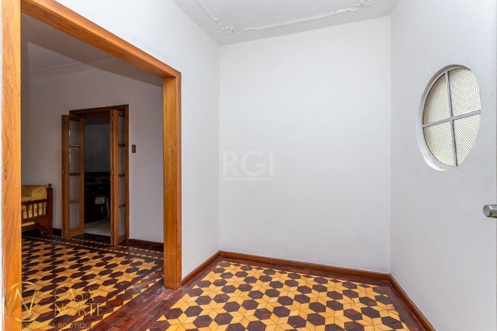 Apartamento à venda com 3 quartos, 105m², Rua Santo Antônio no bairro Bom Fim em Porto Alegre
