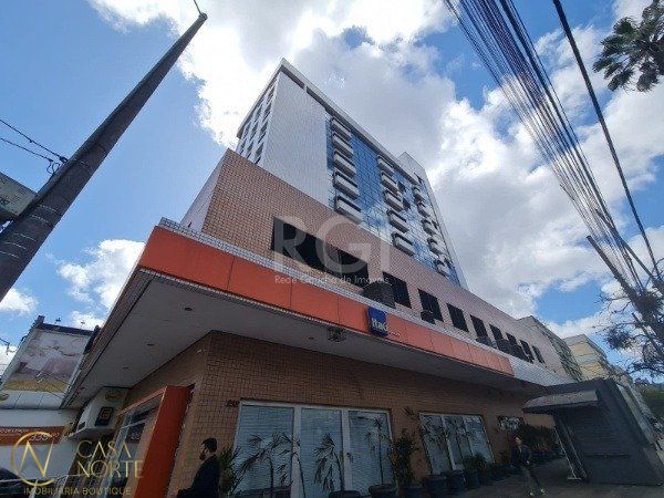 Sala Comercial à venda com 1 quarto, 29m², Rua José de Alencar no bairro Menino Deus em Porto Alegre