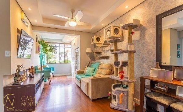 Apartamento à venda com 3 quartos, 72m², 1 suíte, 1 vaga, Rua Professor Cristiano Fischer no bairro Jardim do Salso em Porto Alegre