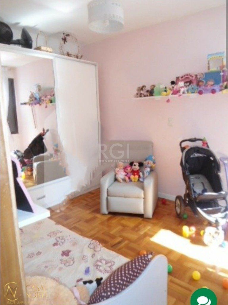 Apartamento à venda com 2 quartos, 76m², Rua Augusto Severo no bairro São João em Porto Alegre