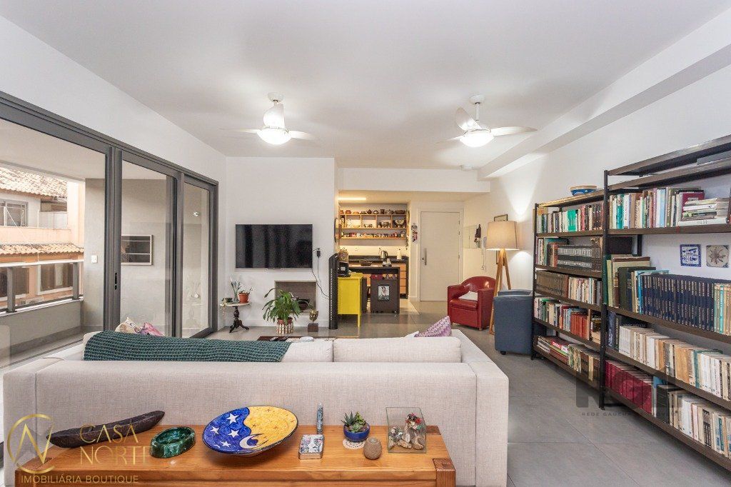 Apartamento à venda com 3 quartos, 149m², 3 suítes, 2 vagas, Rua Doutor Armando Barbedo no bairro Tristeza em Porto Alegre