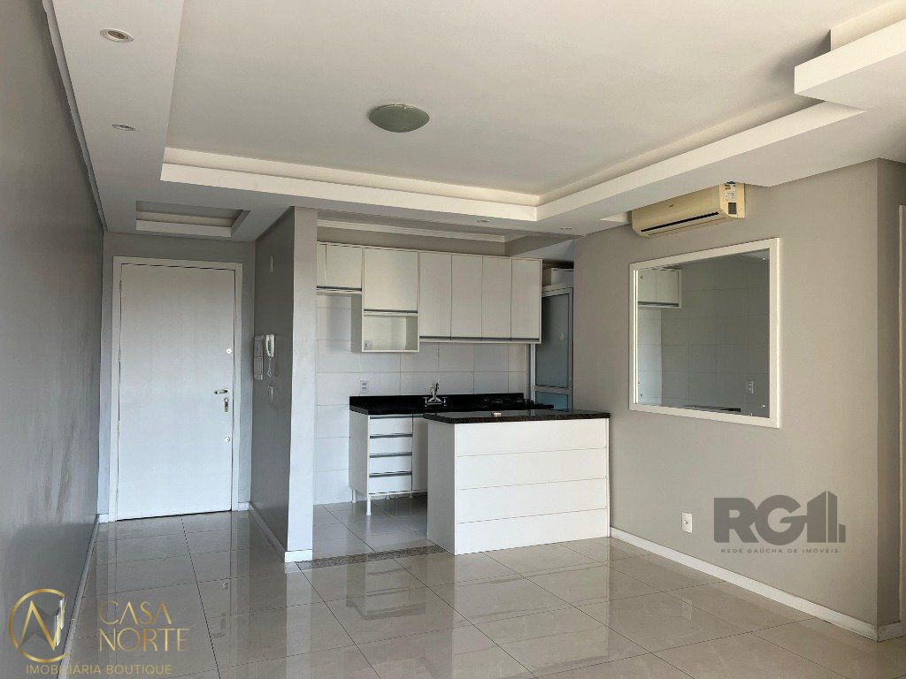 Apartamento à venda com 3 quartos, 72m², 1 suíte, 2 vagas, Avenida Arnaldo Bohrer no bairro Teresópolis em Porto Alegre
