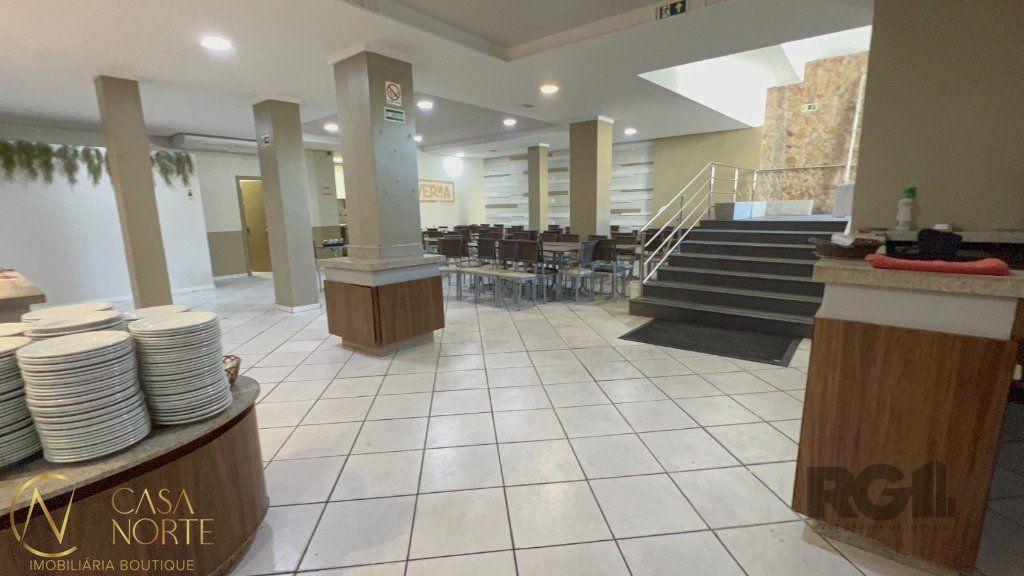 Casa Comercial à venda com 3 quartos, 450m², Rua Doutor Barros Cassal no bairro Floresta em Porto Alegre
