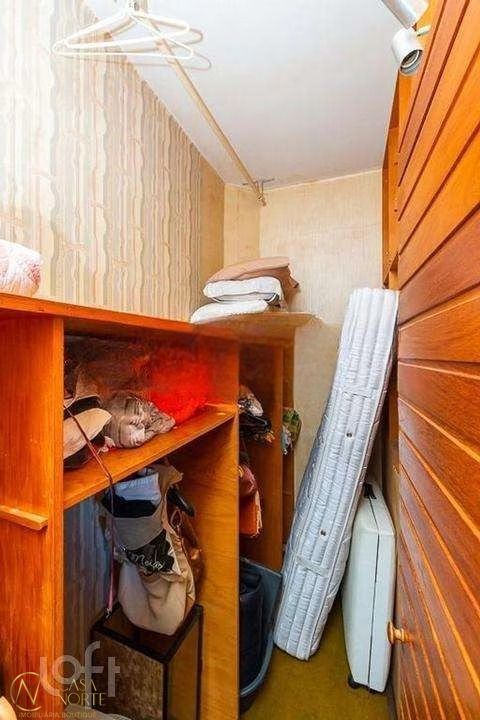 Casa à venda com 3 quartos, 400m², 1 suíte, 2 vagas, Rua Dário Pederneiras no bairro Petrópolis em Porto Alegre