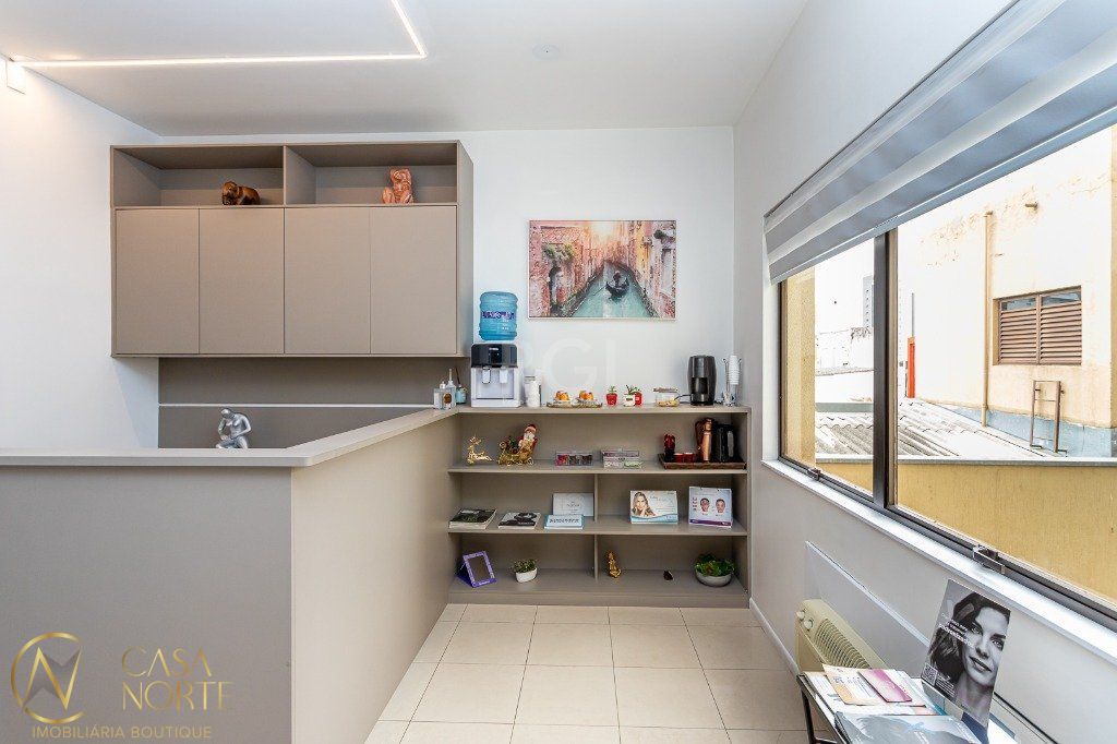 Sala Comercial à venda , 44m², Rua Felipe Neri no bairro Auxiliadora em Porto Alegre