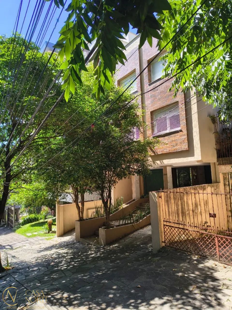 Apartamento à venda com 3 quartos, 71m², 1 vaga, Rua Comendador Rheingantz no bairro Auxiliadora em Porto Alegre