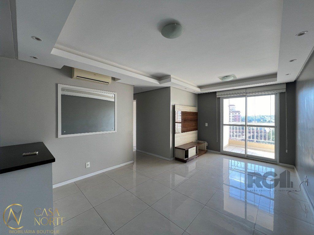Apartamento à venda com 3 quartos, 72m², 1 suíte, 2 vagas, Avenida Arnaldo Bohrer no bairro Teresópolis em Porto Alegre