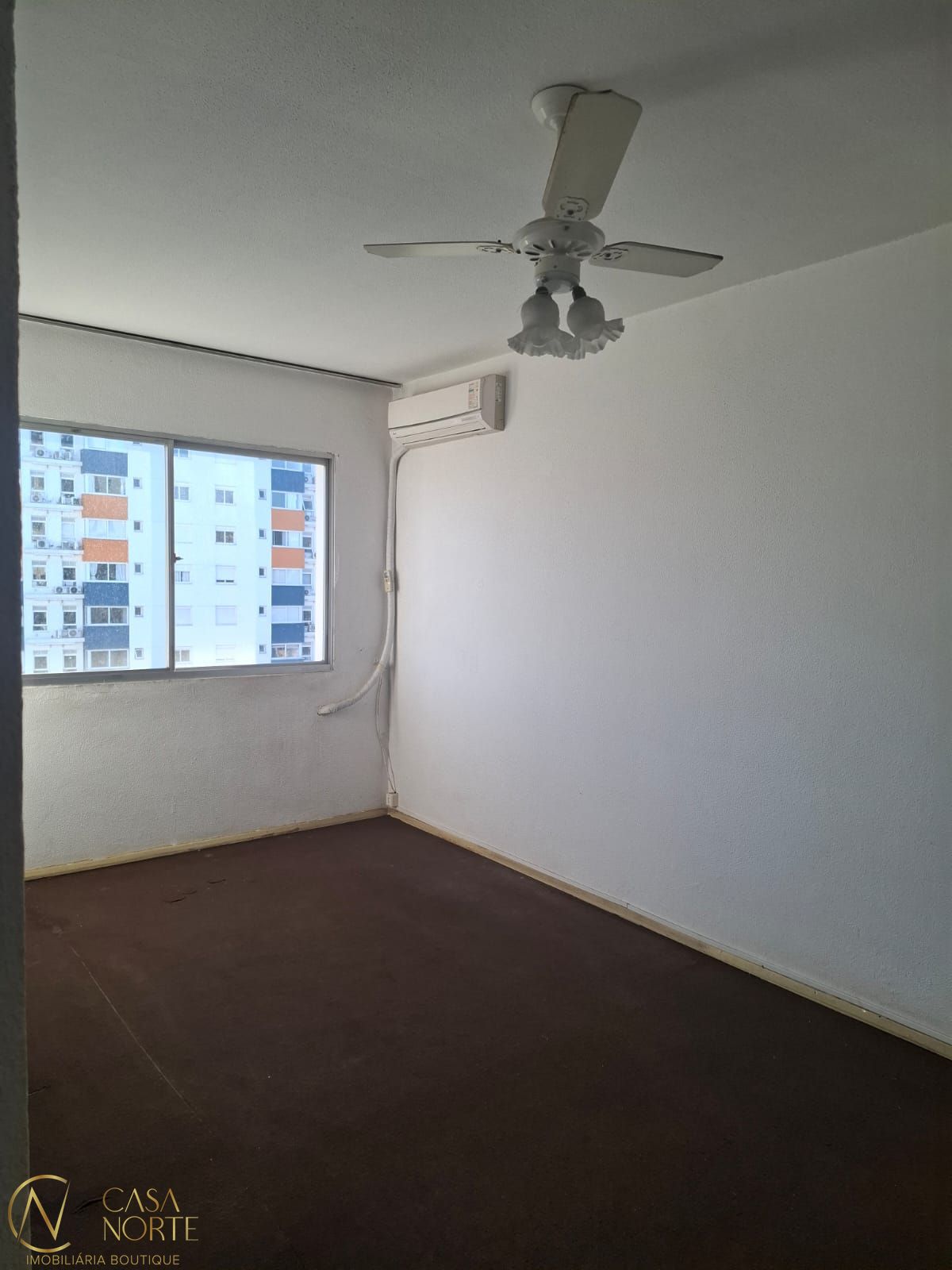 Apartamento à venda com 1 quarto, 44m², Avenida Ipiranga no bairro Partenon em Porto Alegre
