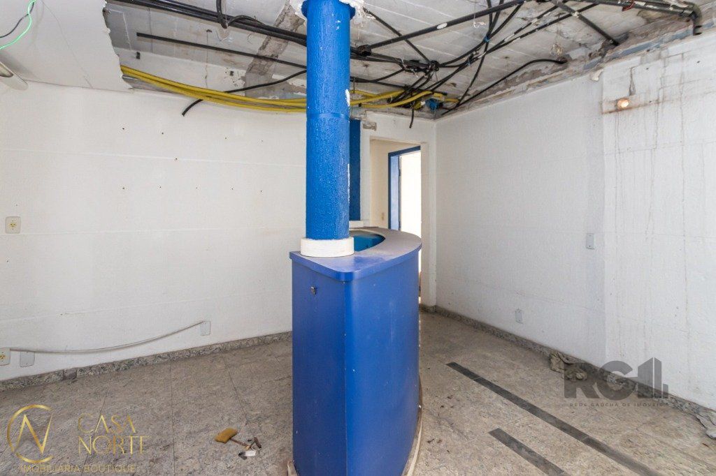Sala Comercial à venda , 193m², Avenida Senador Salgado Filho no bairro Centro Histórico em Porto Alegre
